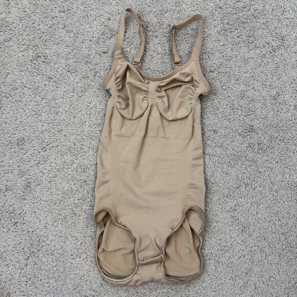 SKIMS Seamless Sculpt Brief Bodysuit Size XXS/XS Clay Beige - Picture 2 of 4